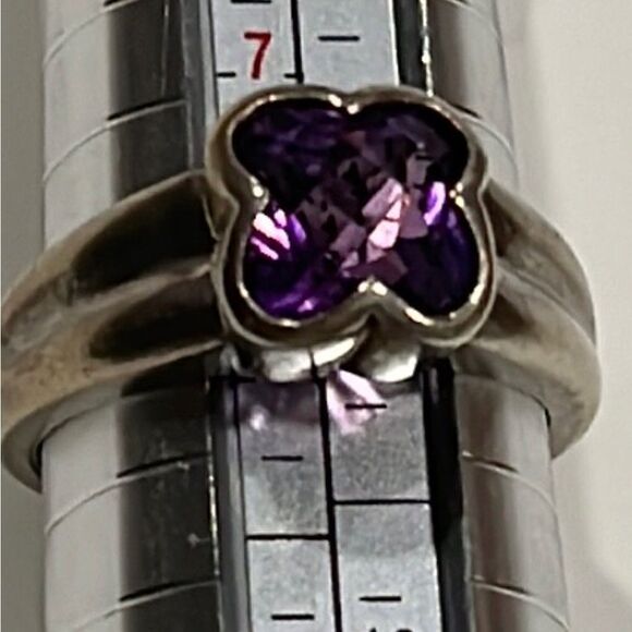 Amethyst and Silver flower Shaped Checkerboard Cut Vintage SZ 8 - Picture 6 of 10